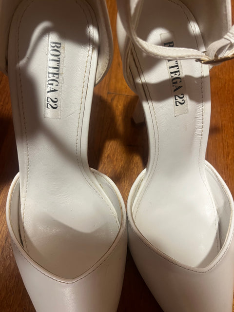 Décolleté slingback bianche Bottega 22