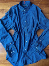 Tommy Hilfiger regular fit shirt, size L M's boutique